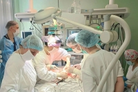 Северная медицина и профессионализм врачей спасают жизни детей